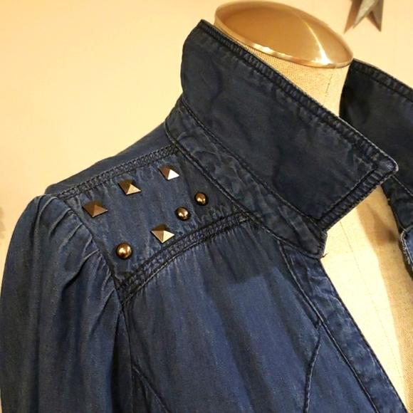 le chateau Tops - Studded Long Denim Shirt Sz L